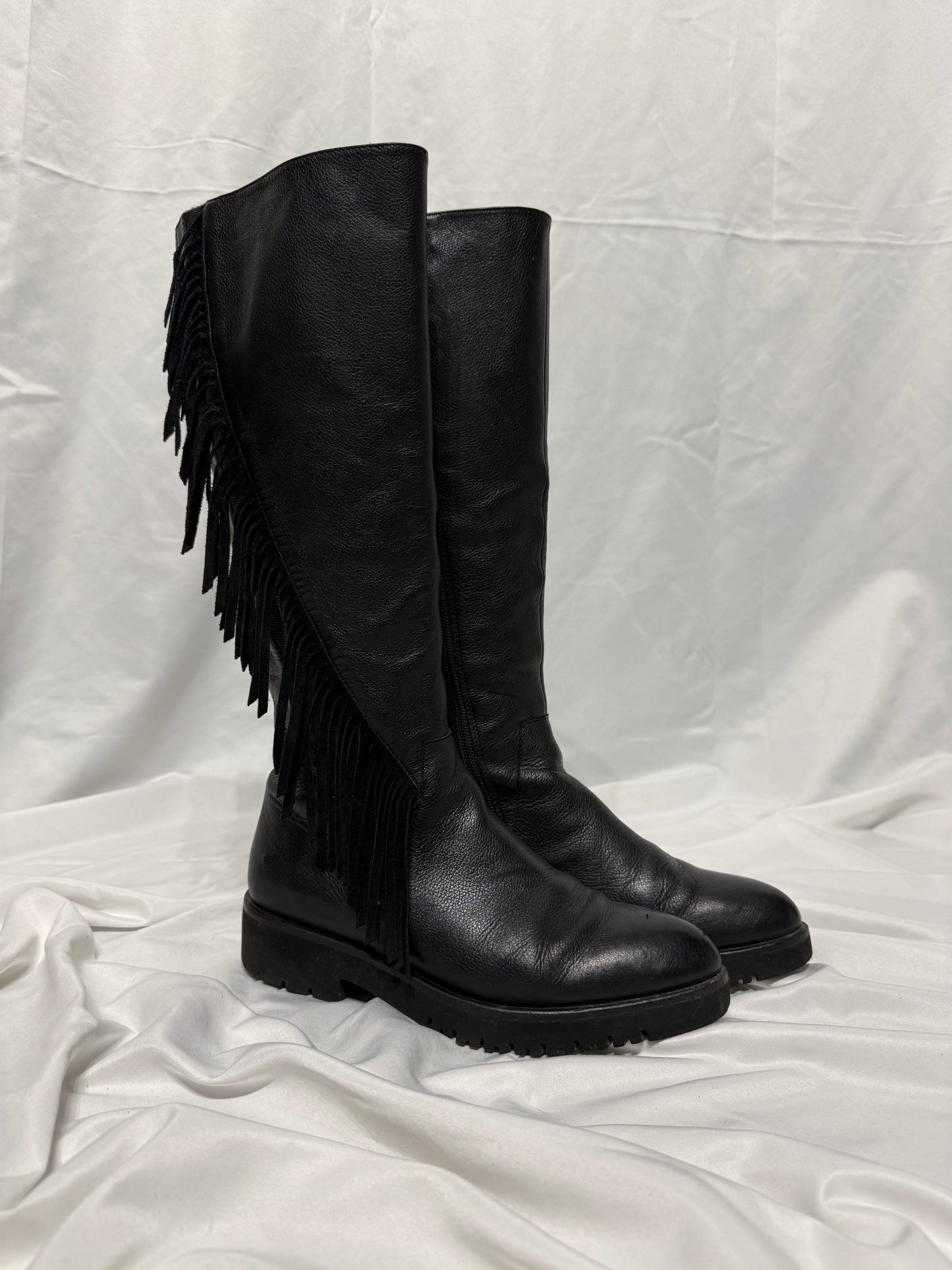 Stivale in pelle punta frange