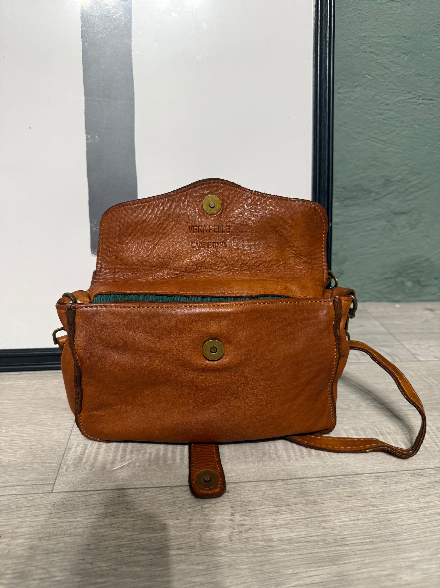 Pochette cuoio in pelle con tracolla