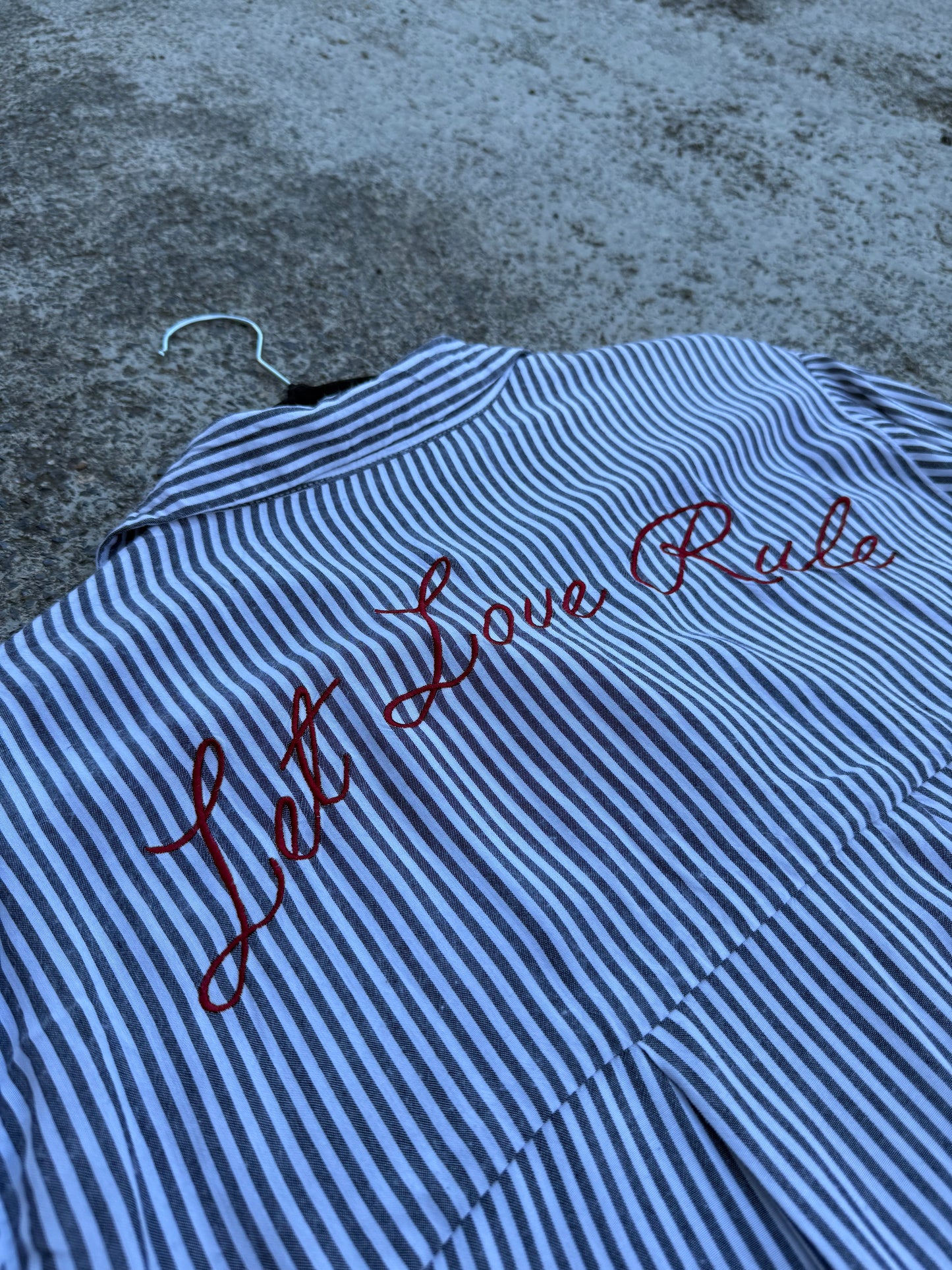 Camicia righe “Let Love Rule’ tg.M