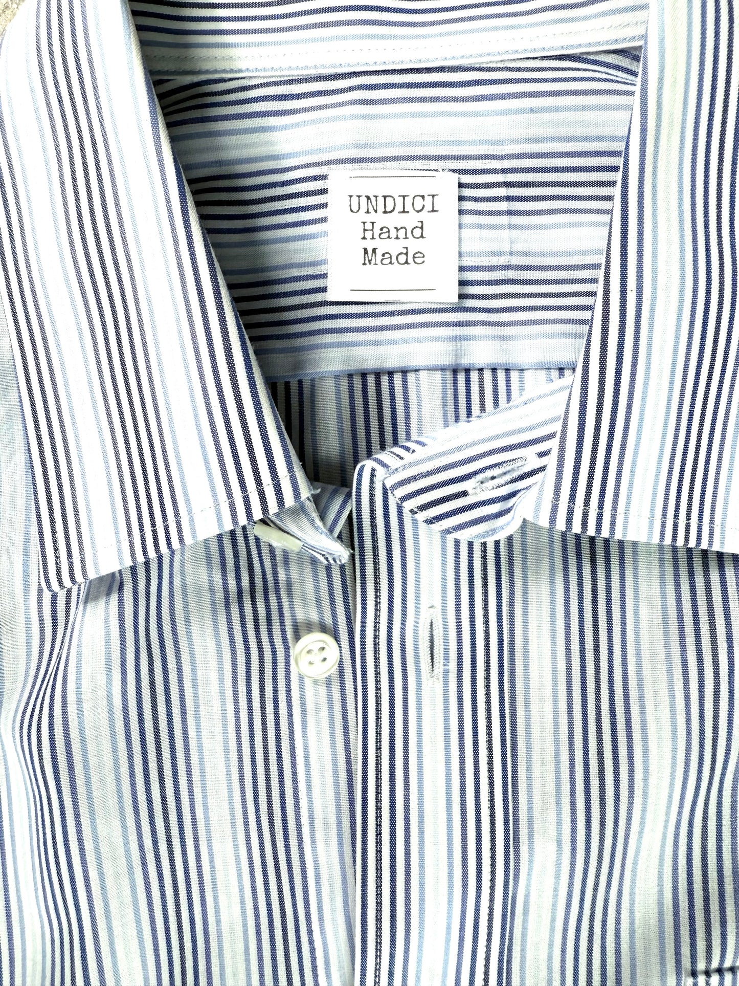 Camicia ‘Meno male che c’è il mare’ tg.L