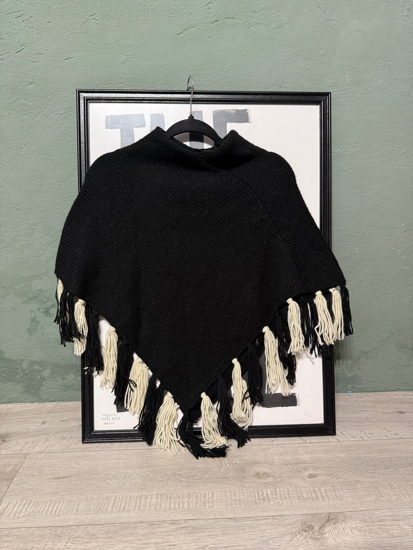 Poncho ‘wonderful’ Sisley