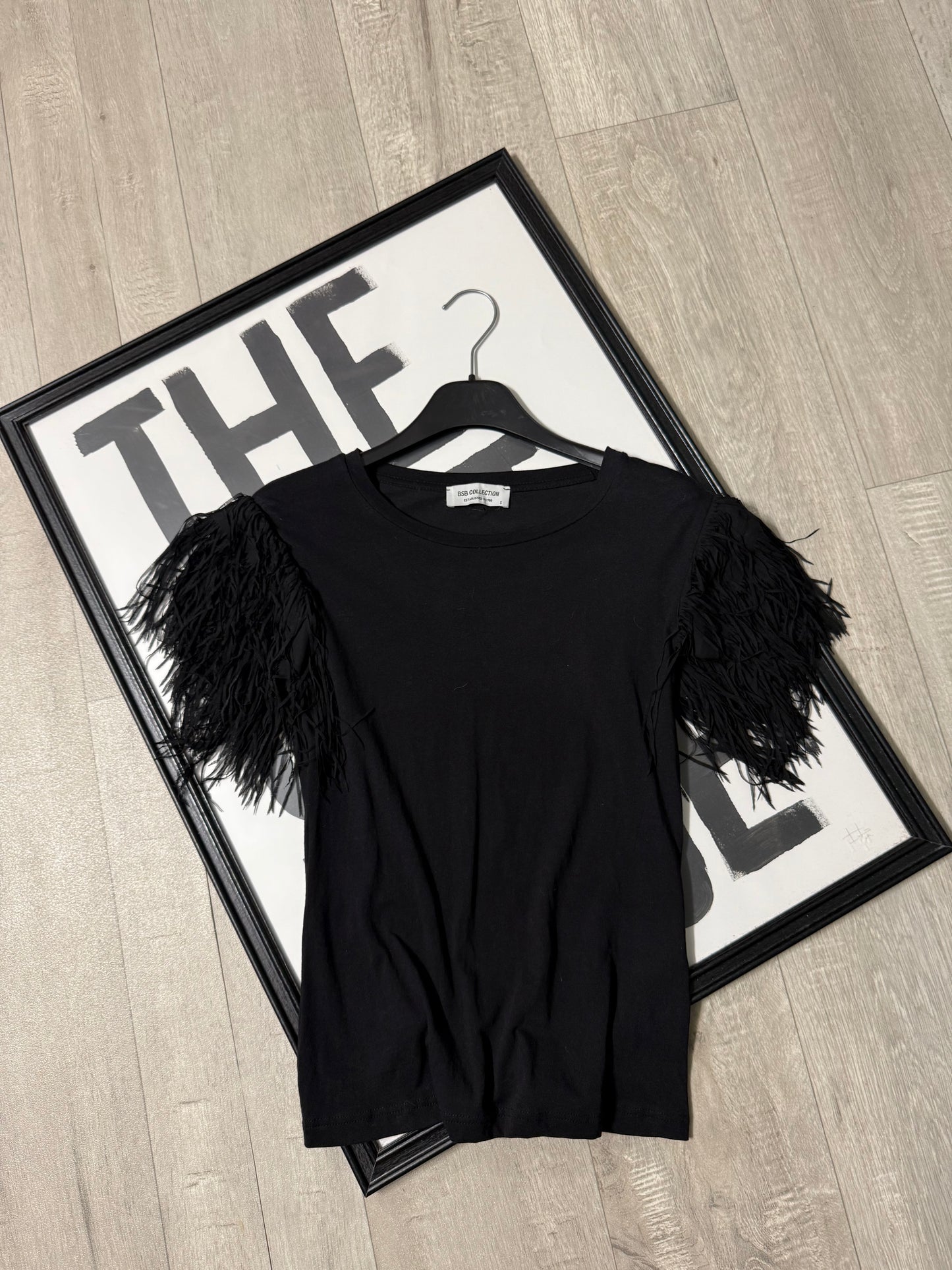 T-shirt maniche frange
