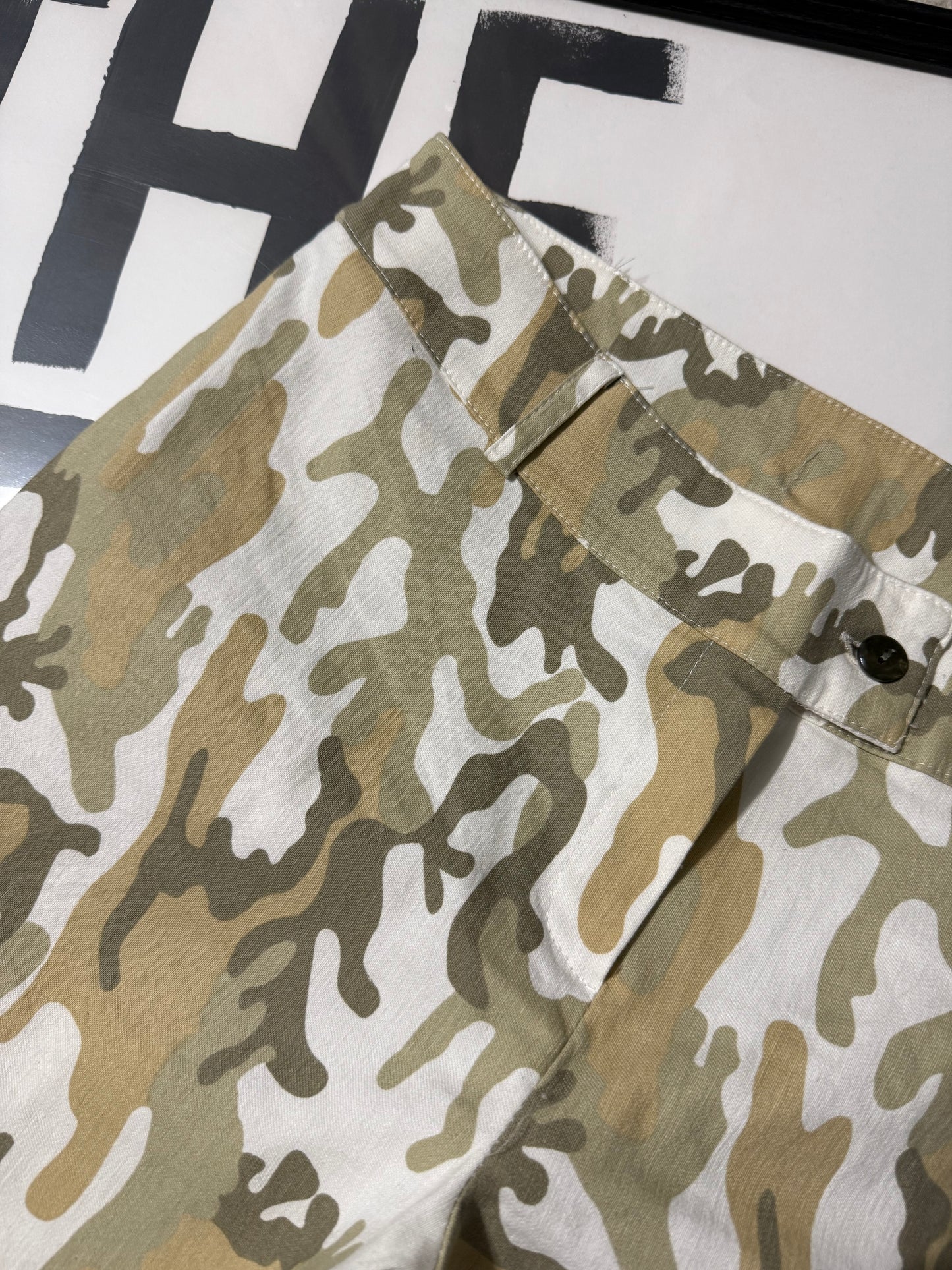 Pantalone camouflage elasticizzato