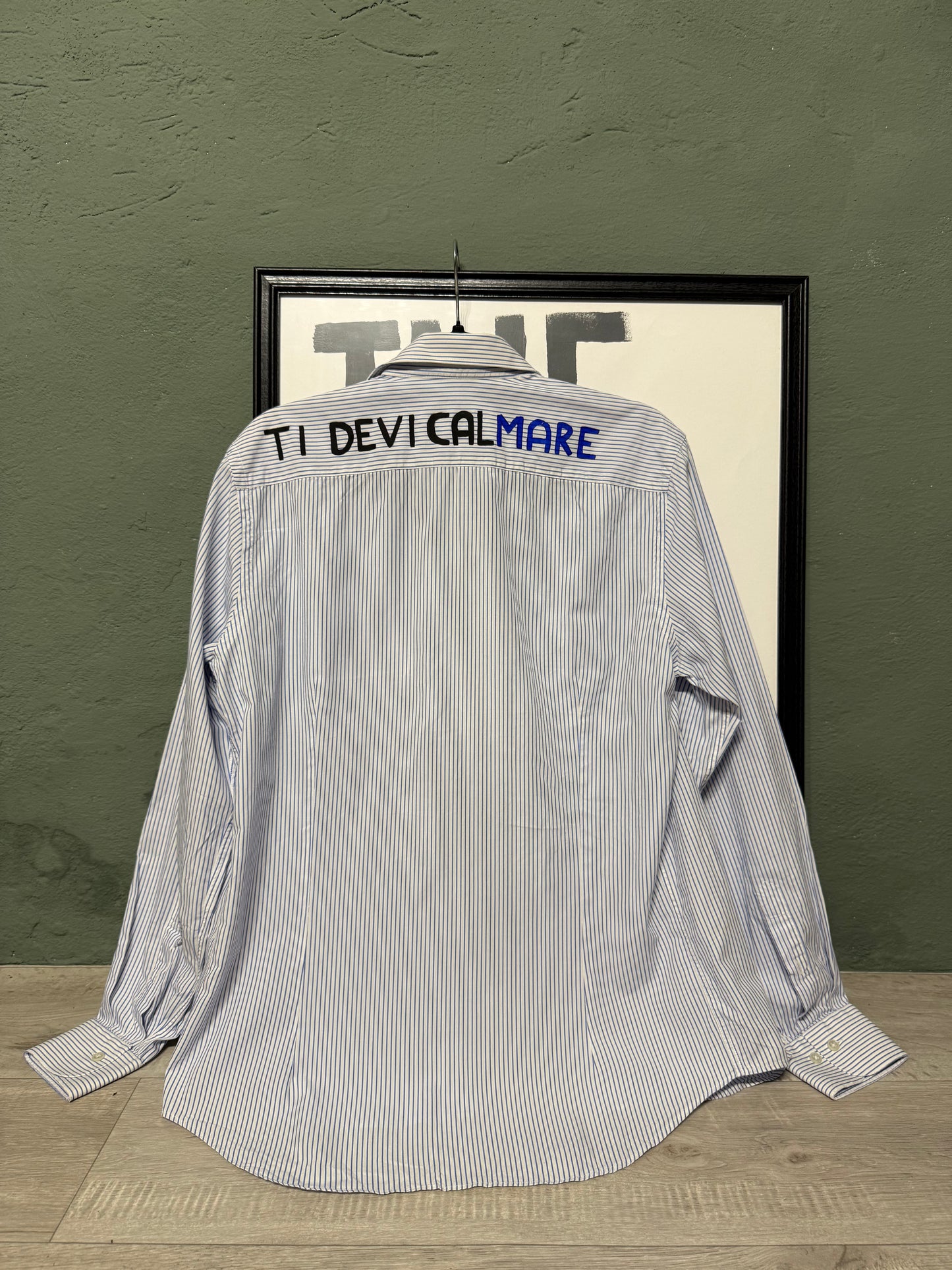 Camicia righe ‘Ti devi calmare’ tg.M