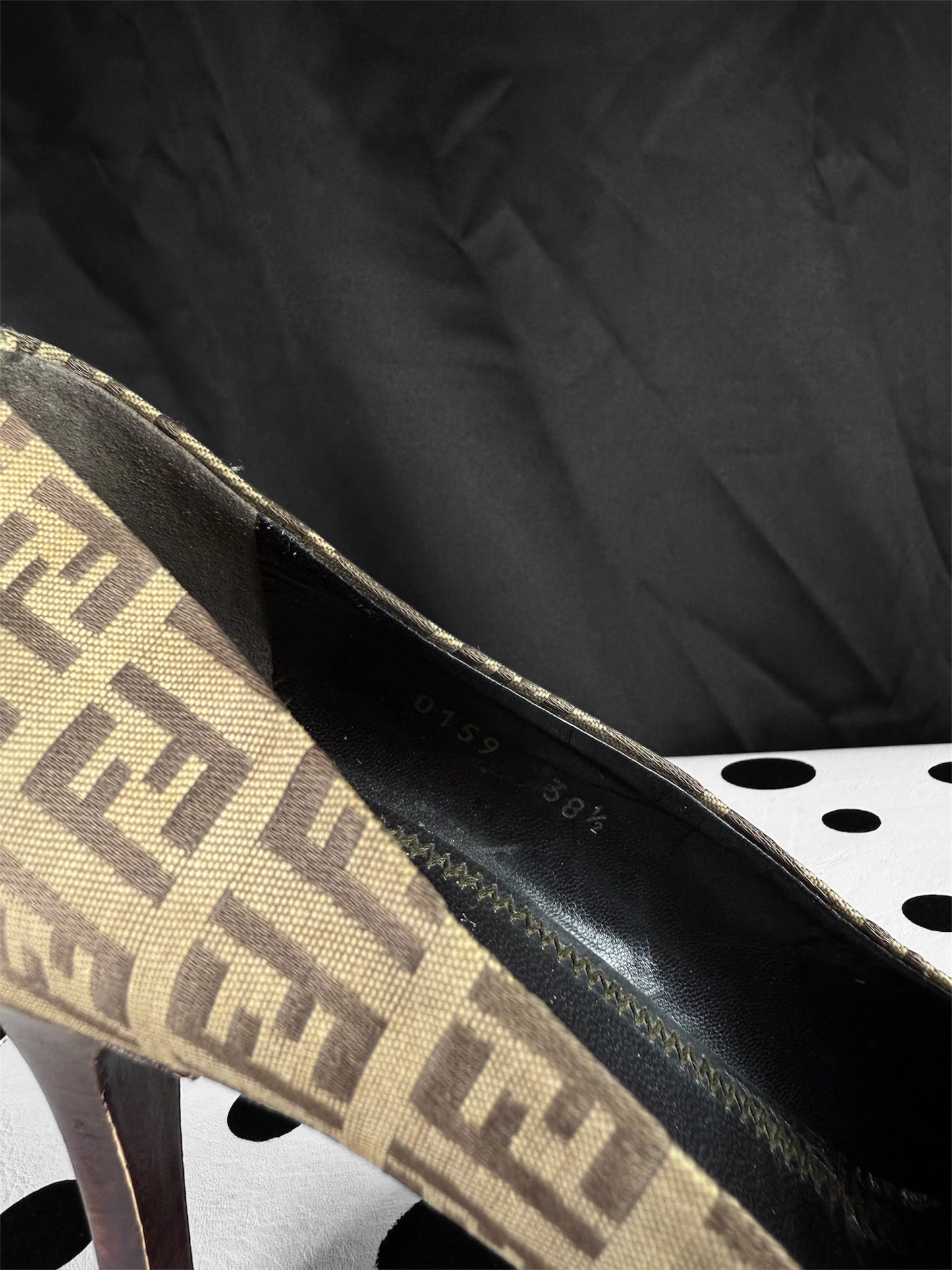 Décolleté monogram FENDI n.38 1/2