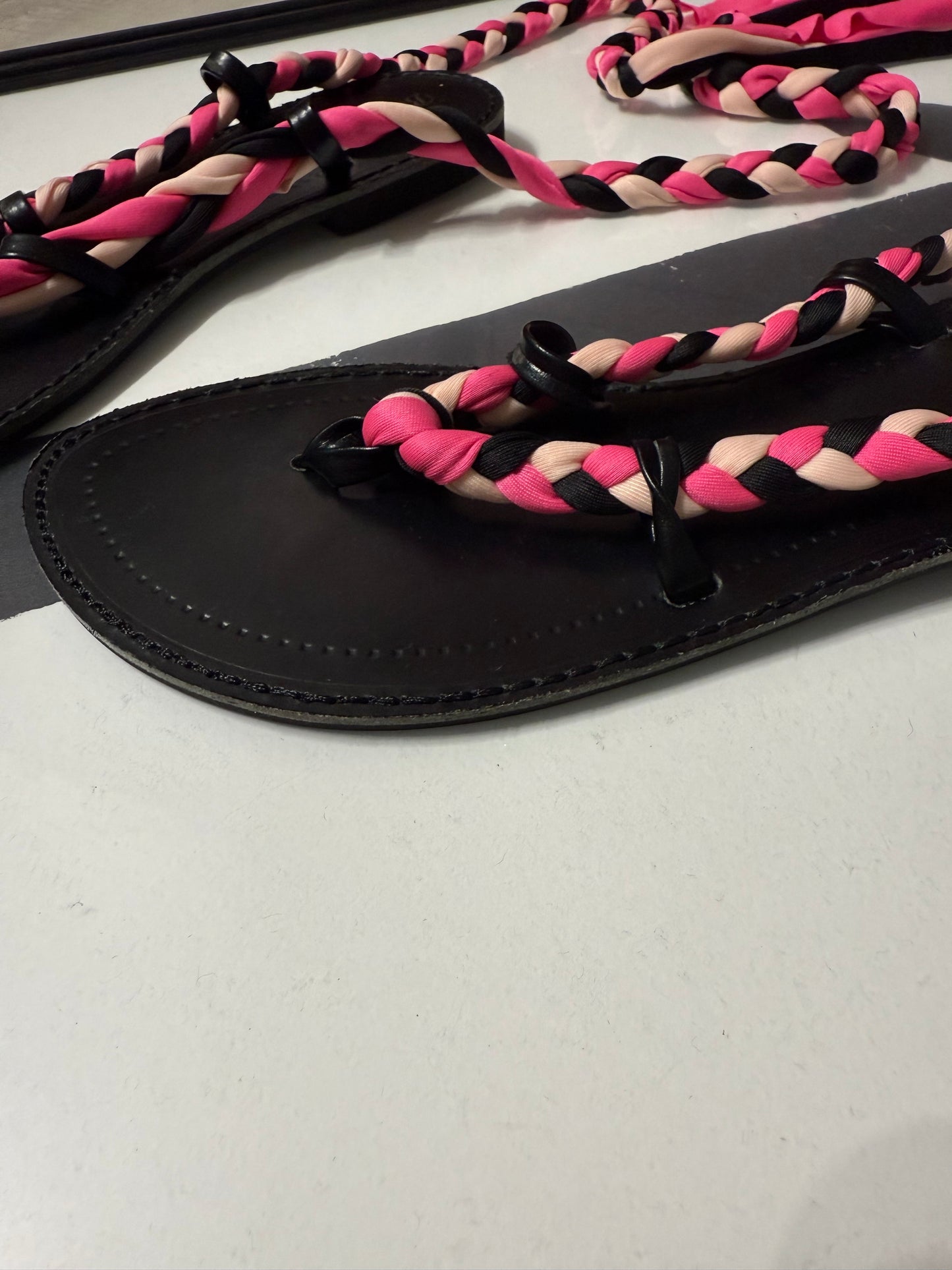 Sandalo flat intrecciato n.40