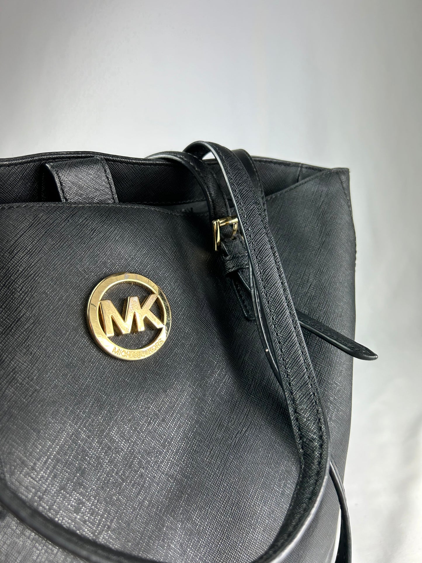 Shopper Michael Kors