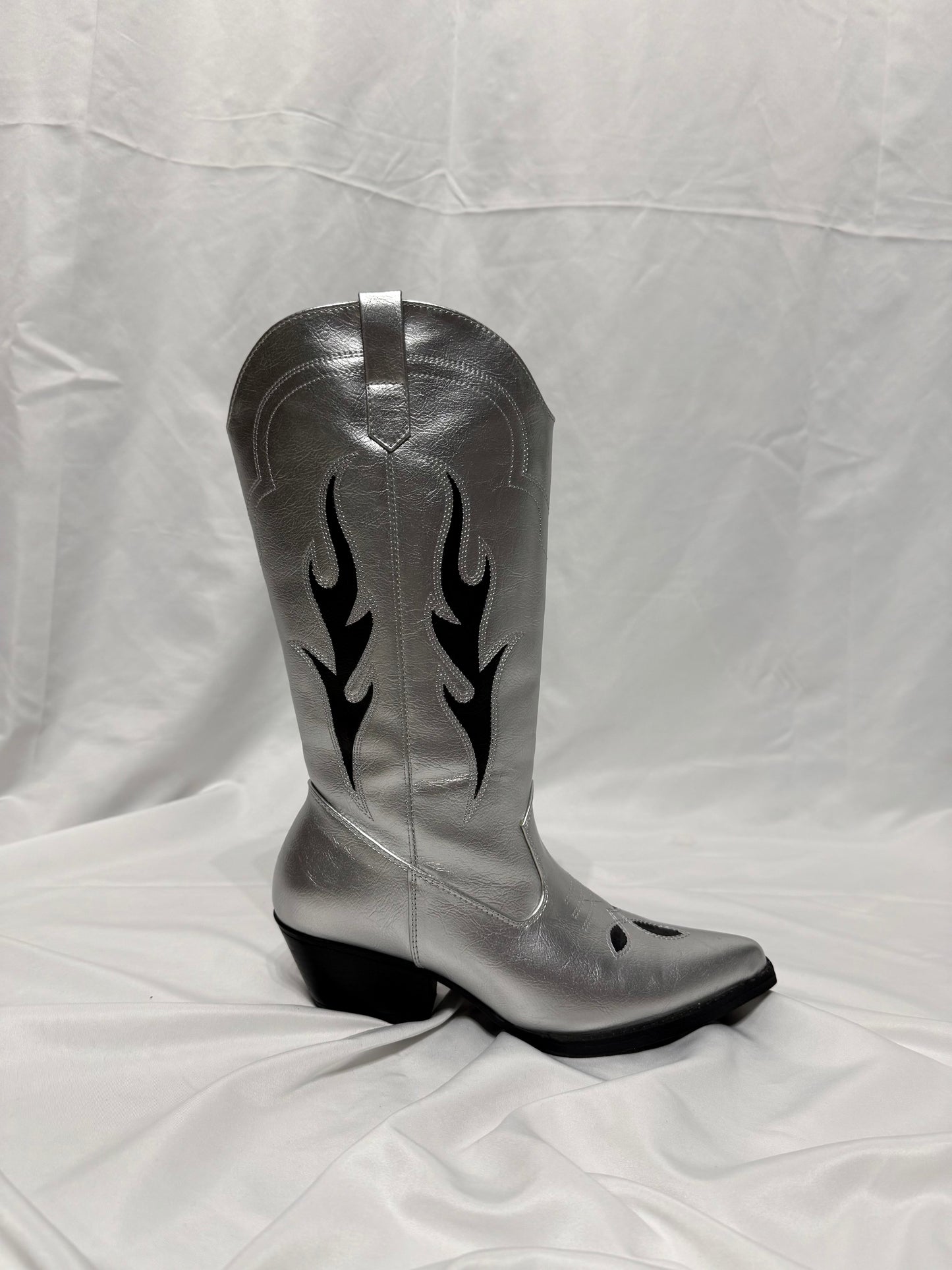 Texano argento ‘ Black flames ’ handmade