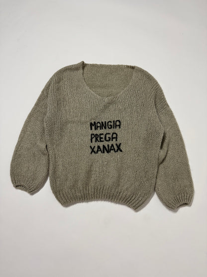 Maglioncino tricot ‘Mangia Prega Xanax’ handmade