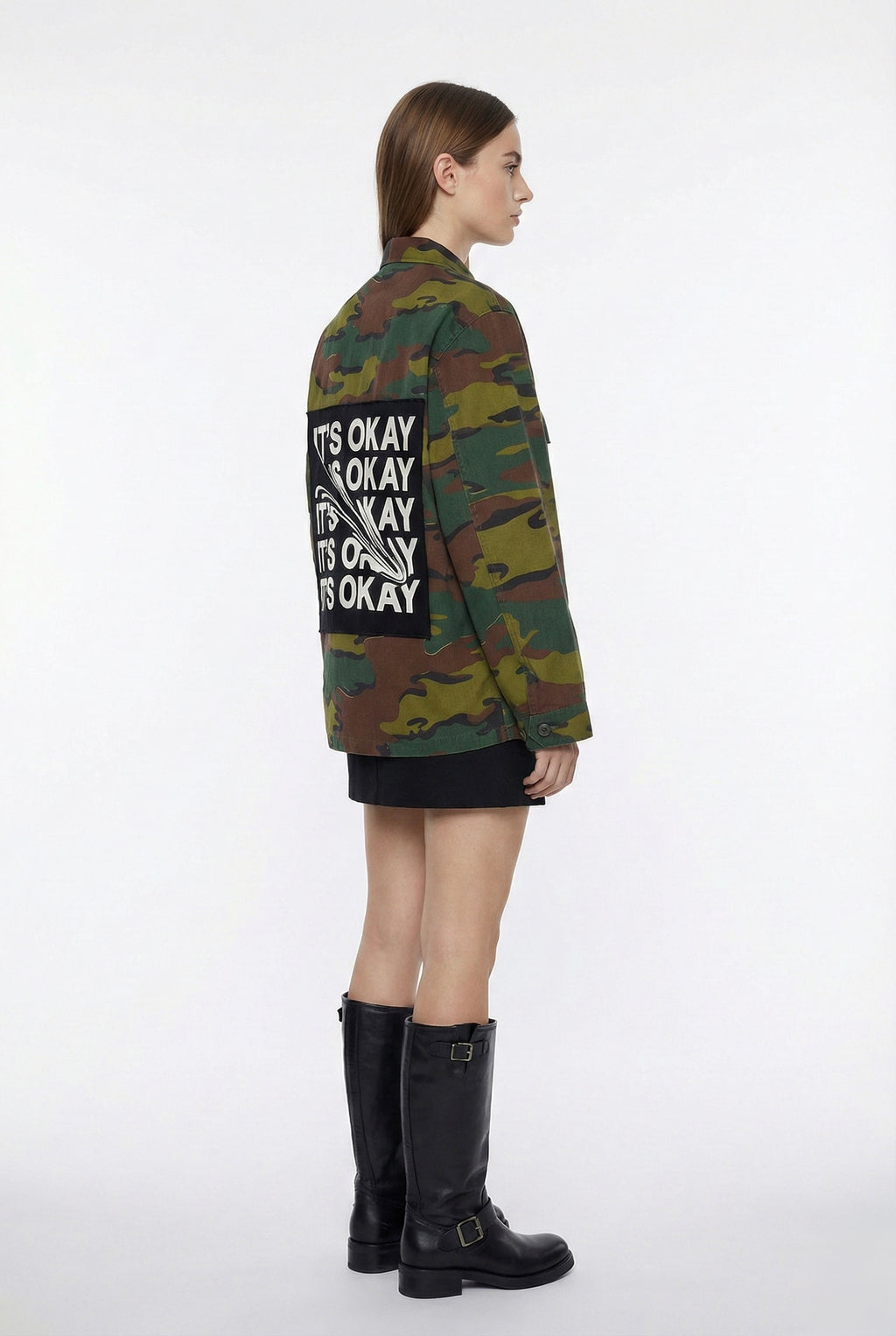 Giacca militare ‘It’s okay’ upcycling