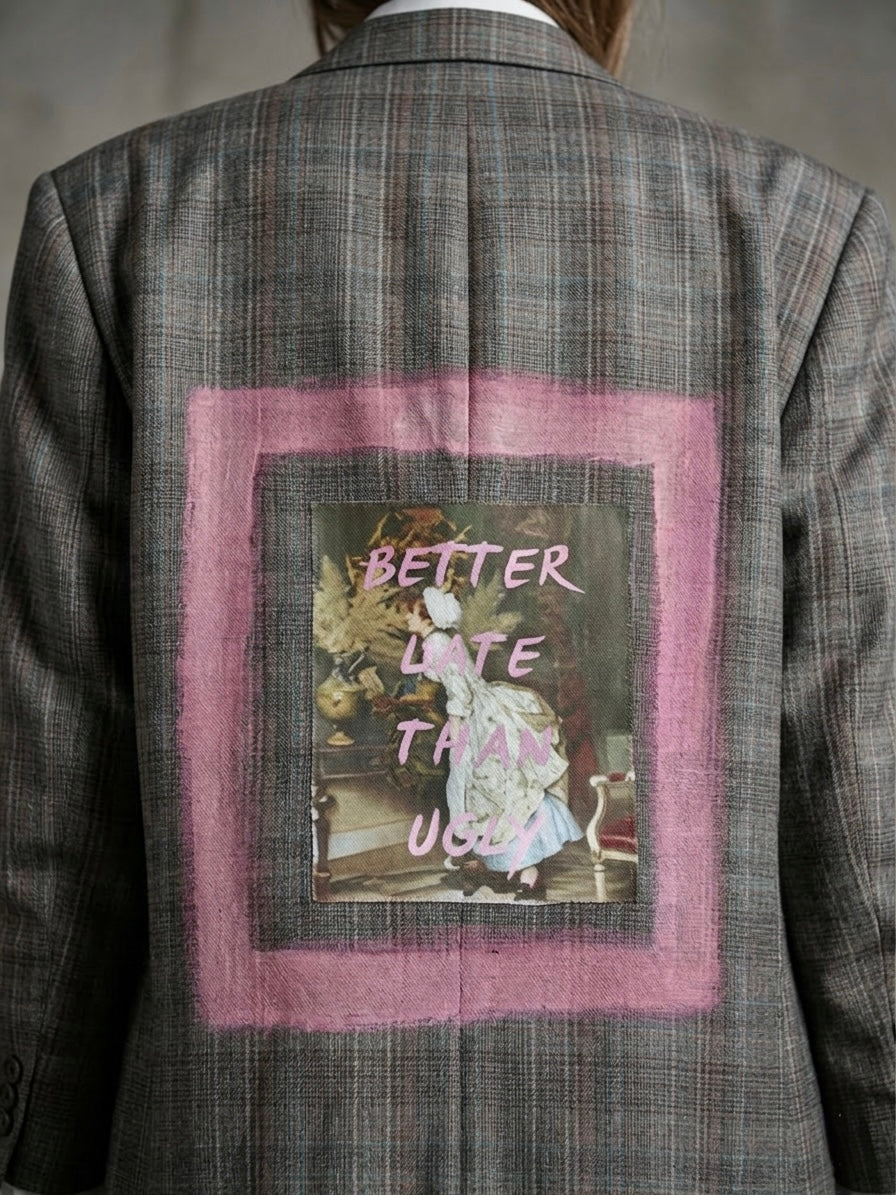 Blazer doppiopetto ‘Better late than ugly’