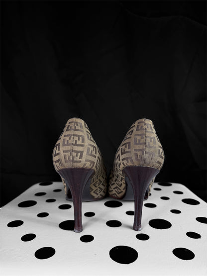 Décolleté monogram FENDI n.38 1/2