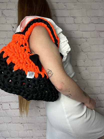 Fluo crochet bag