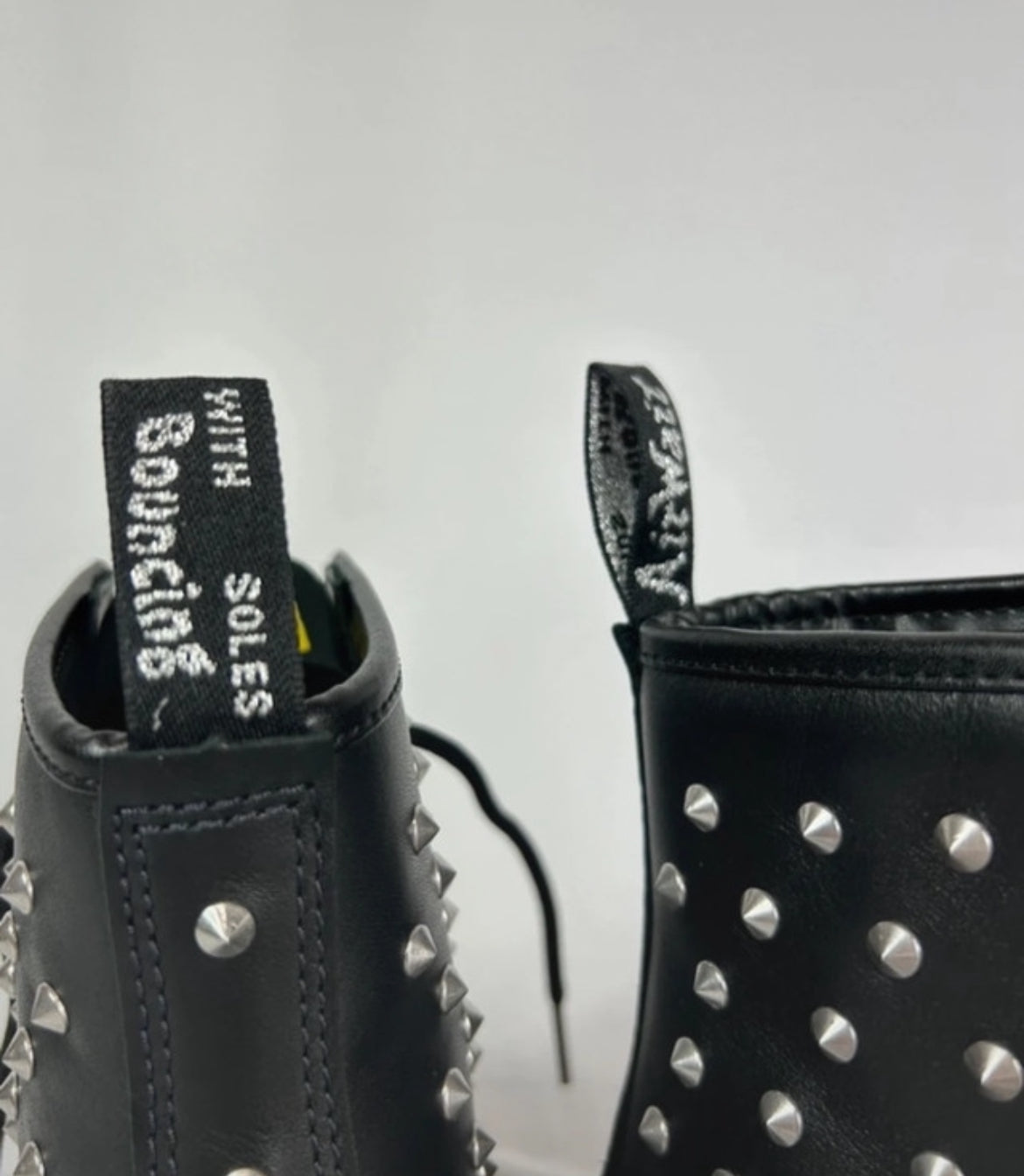 Anfibi Dr.Martens 1460 stud n.37