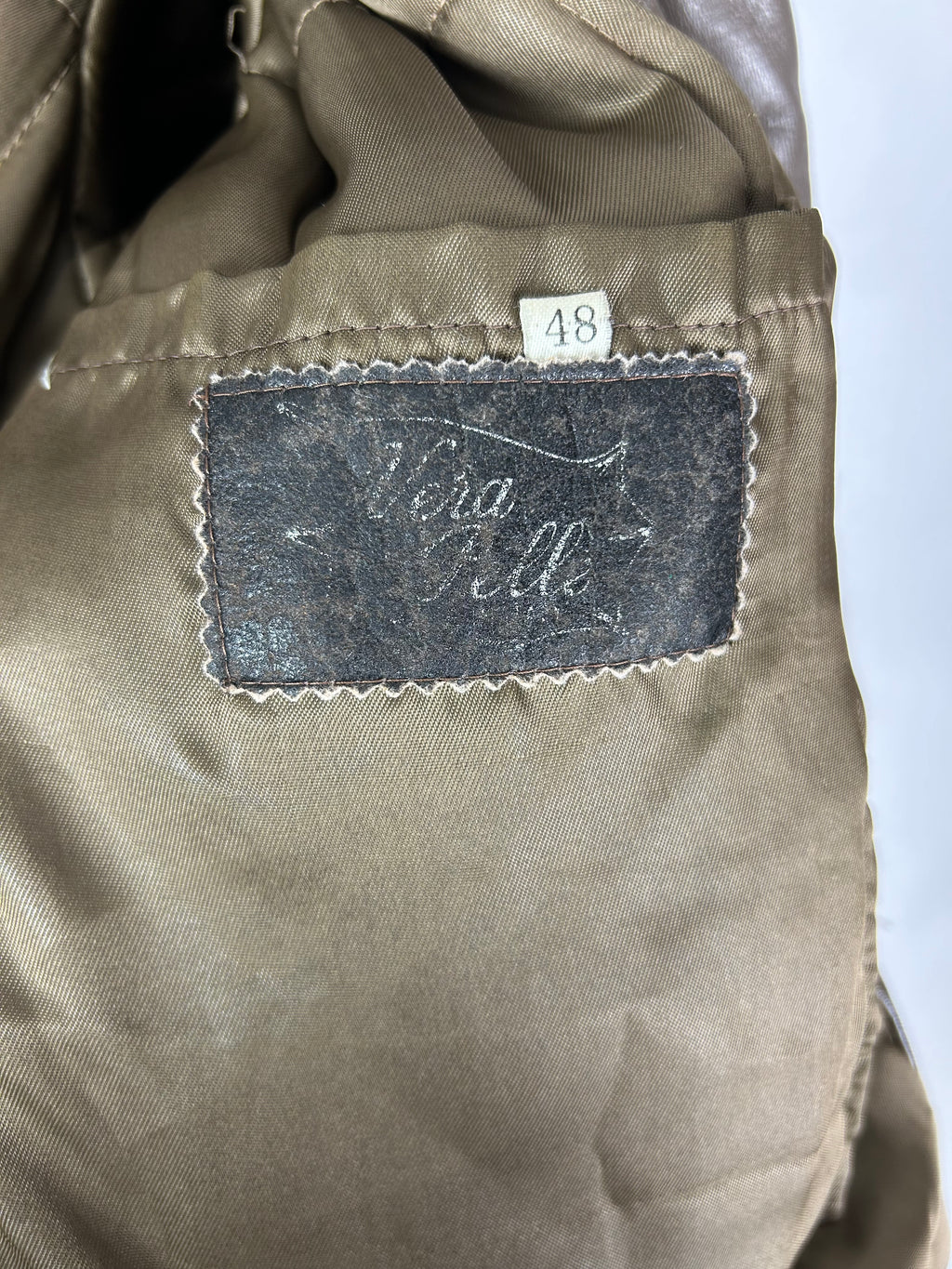 Giacca in pelle tortora