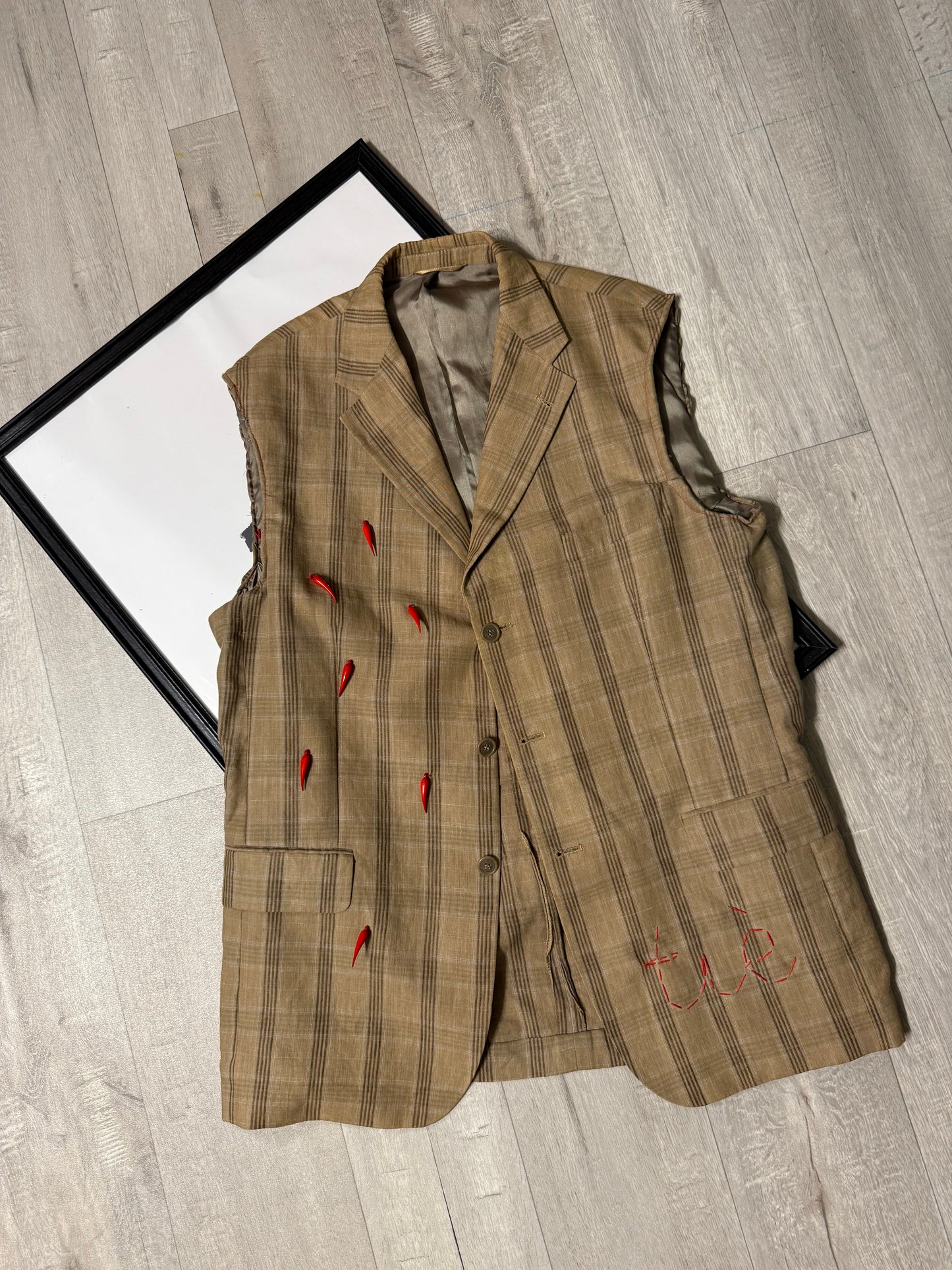 Gilet vintage upcycling ‘TIÈ’ 🤘🏻