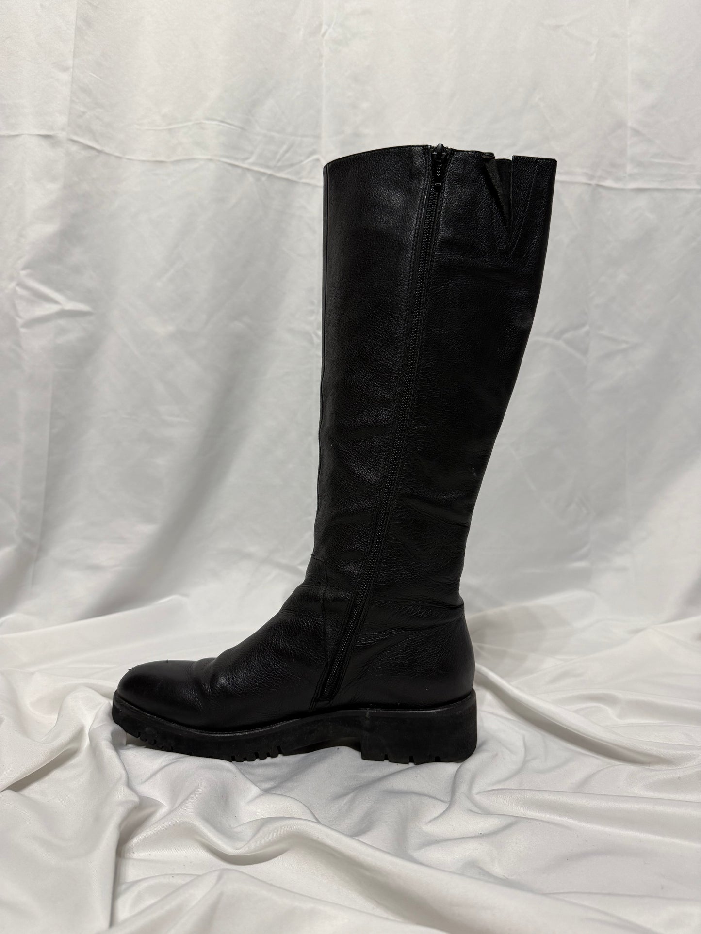 Stivale in pelle punta frange