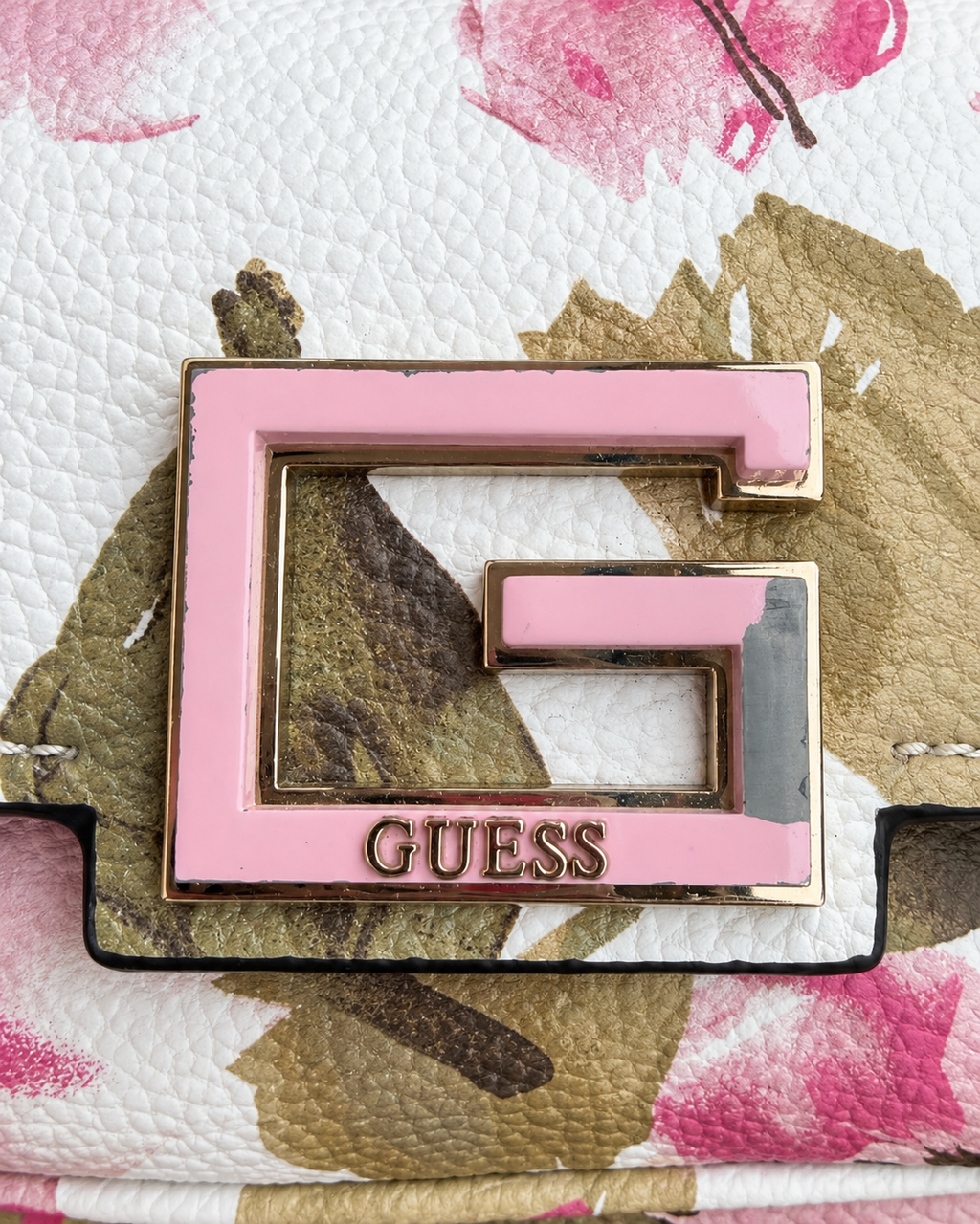 Borsa Guess floreale rosa con tracolla regolabile