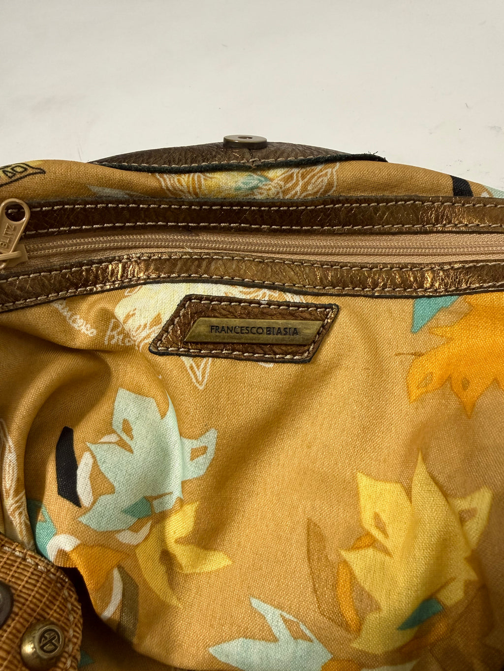 Borsa pelle e rafia Francesco Biasia spalla - mano y2k