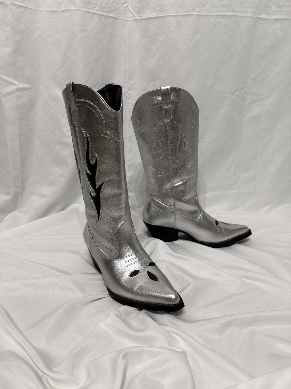 Texano argento ‘ Black flames ’ handmade