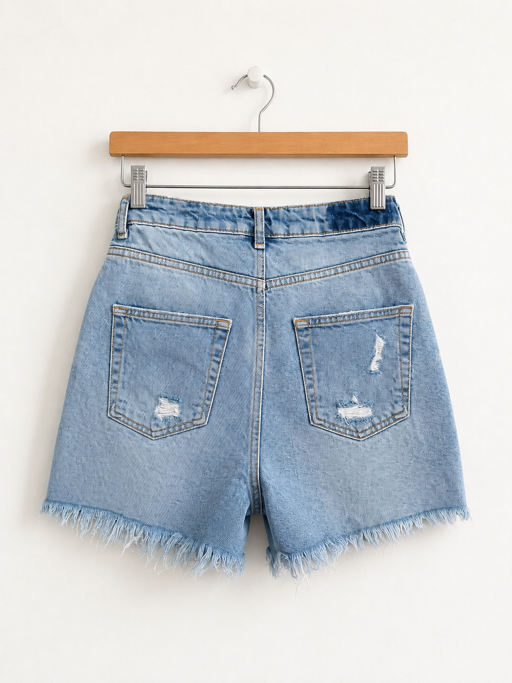 Short denim