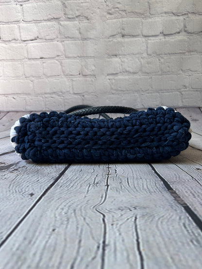 Borsa crochet blue marine