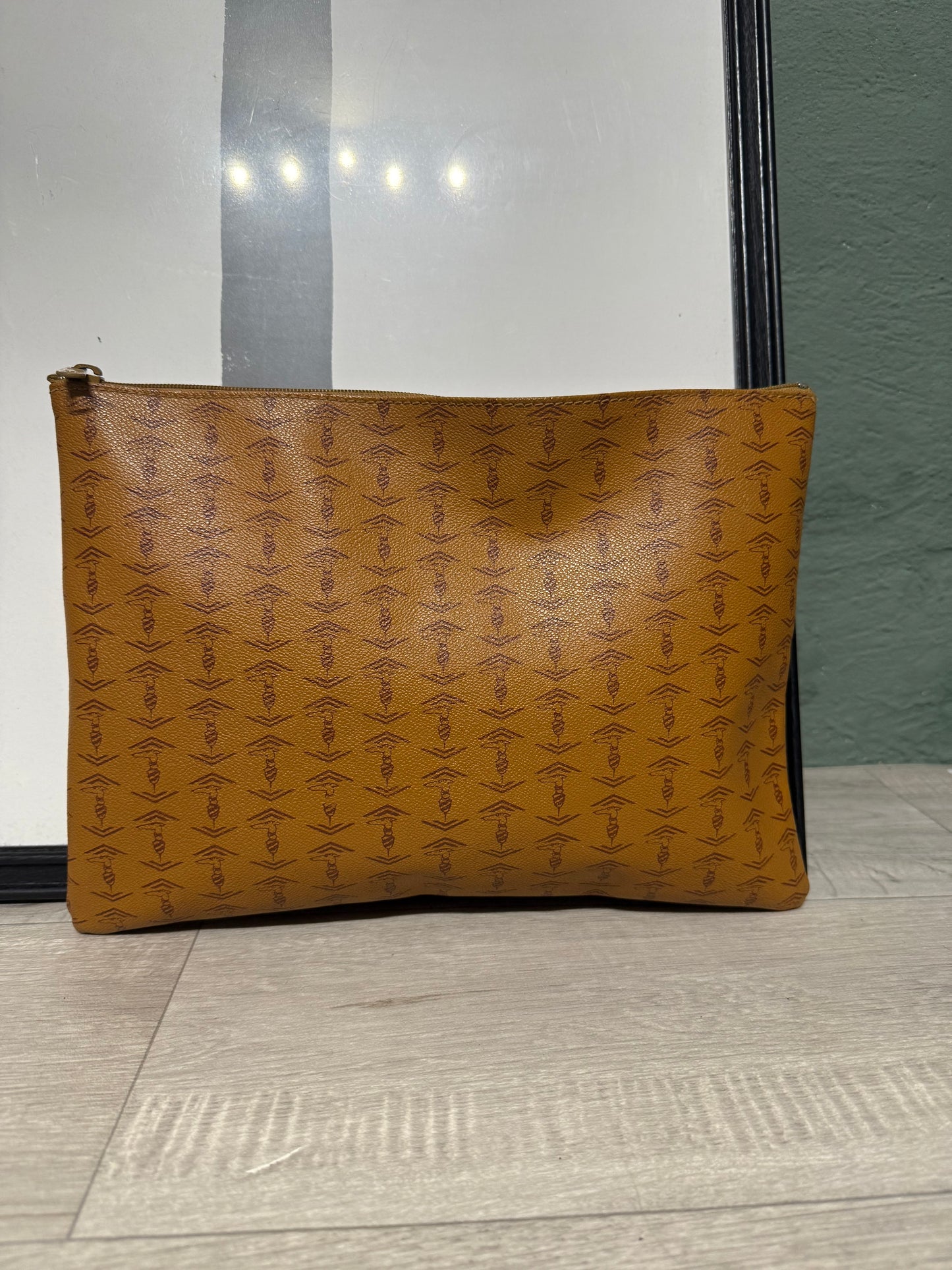 Pochette monogram Trussardi