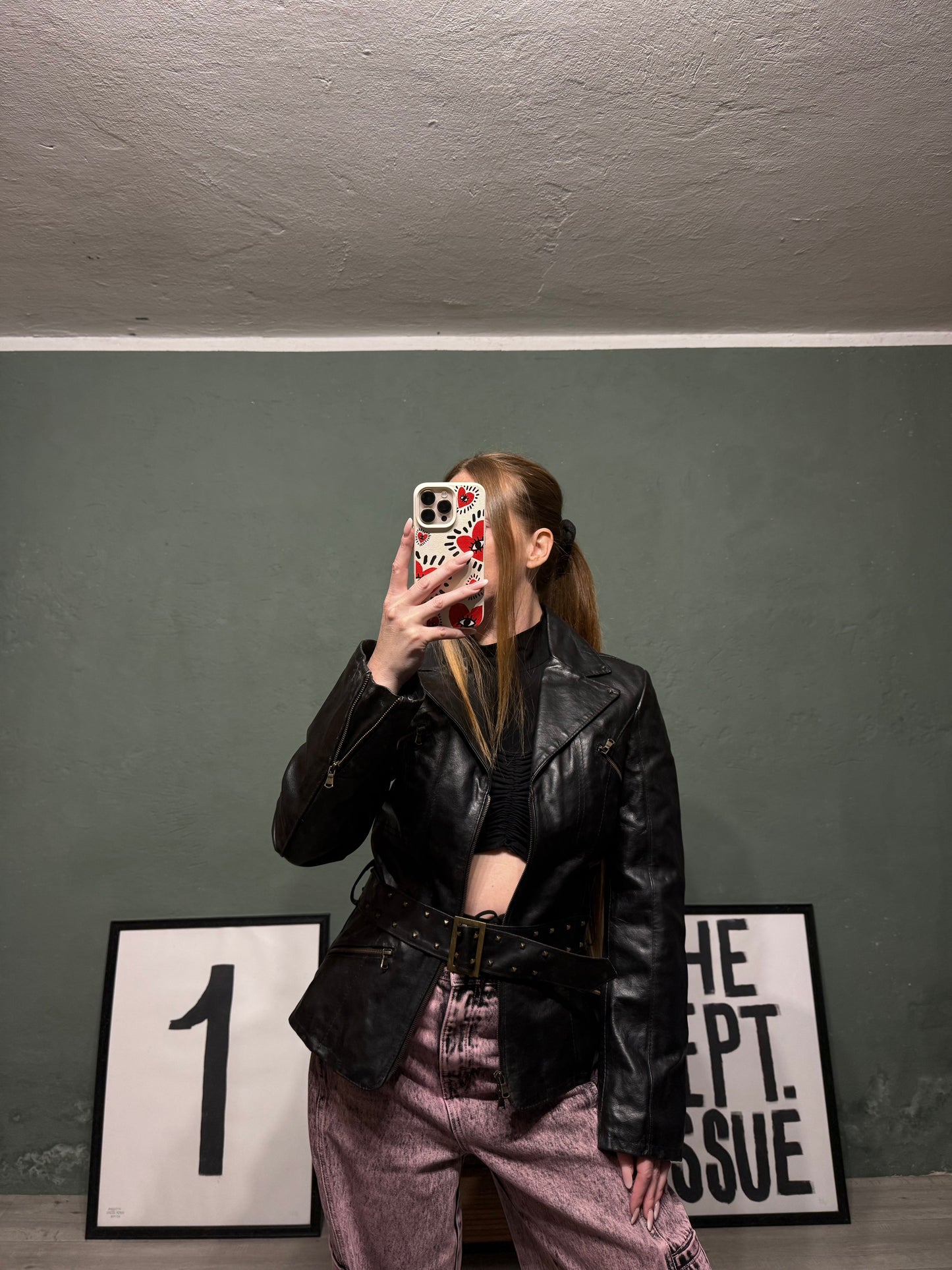 Giacca in pelle borchie