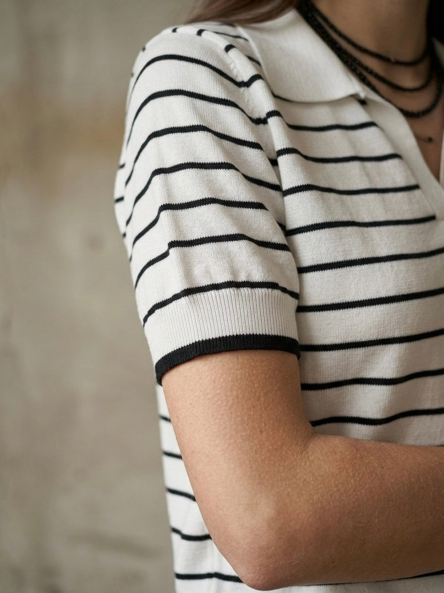 Polo righe scollo V