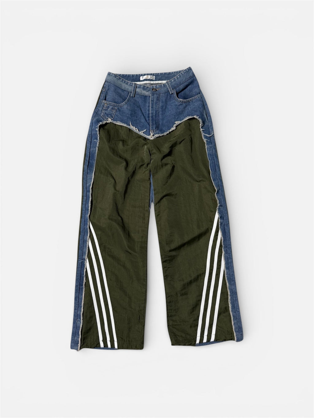 Jeans upcycling Adidas tracksuit pants