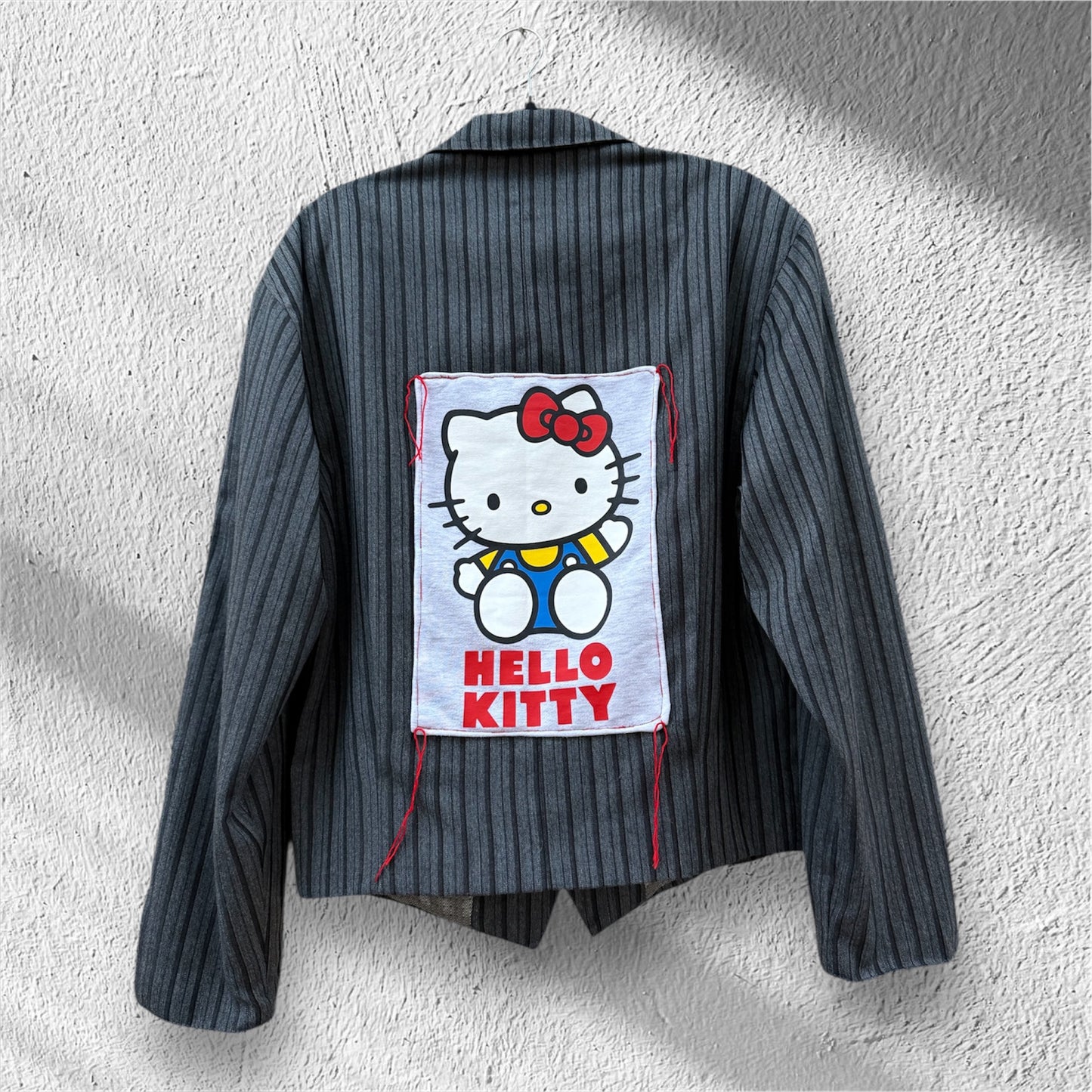 Blazer gessato ‘Hello Kitty’ handmade