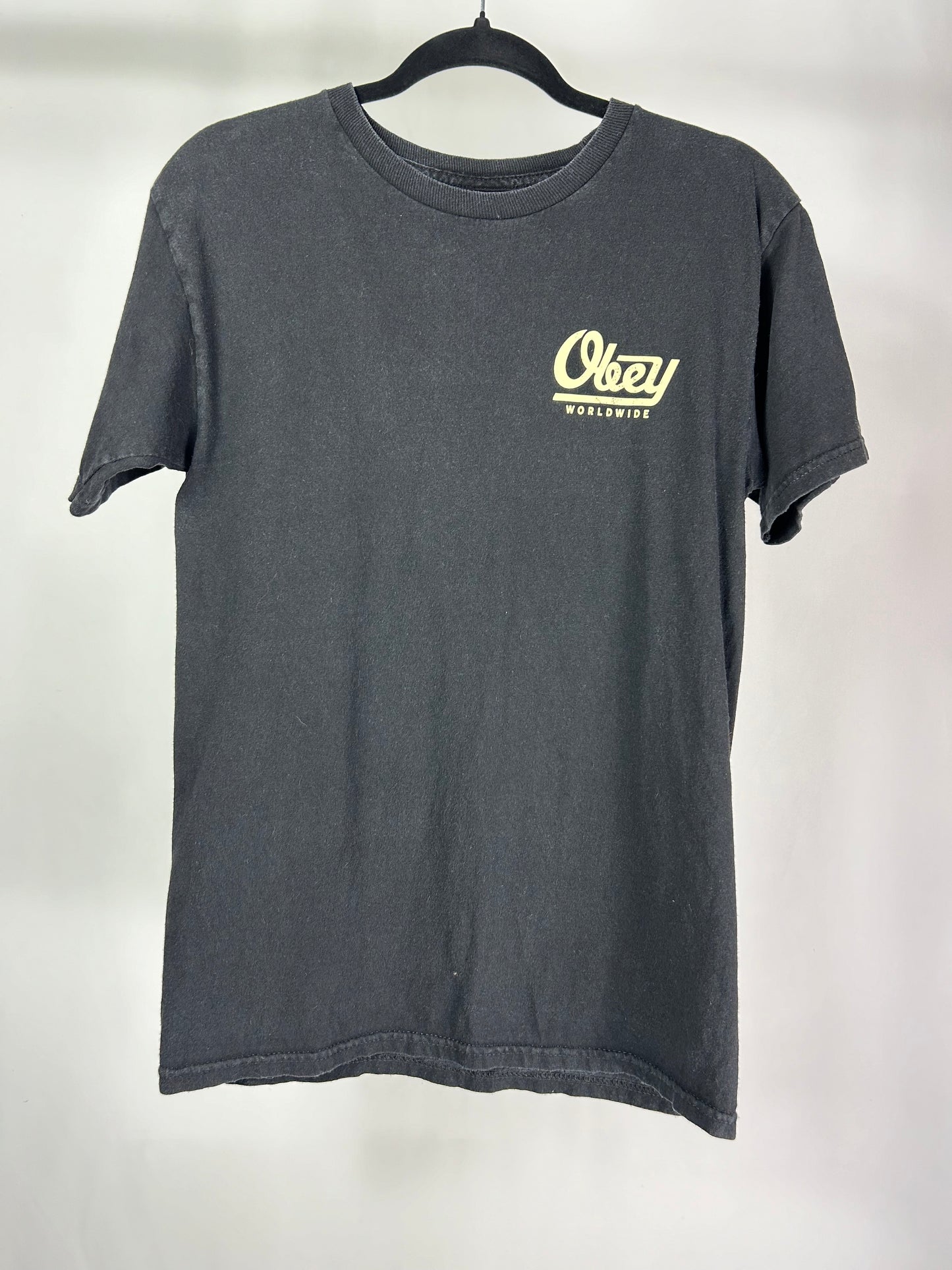 T-shirt stampa scritta Obey tg.S