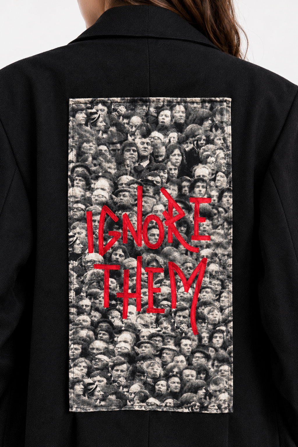 Cappotto ‘Ignore Them’ reworked