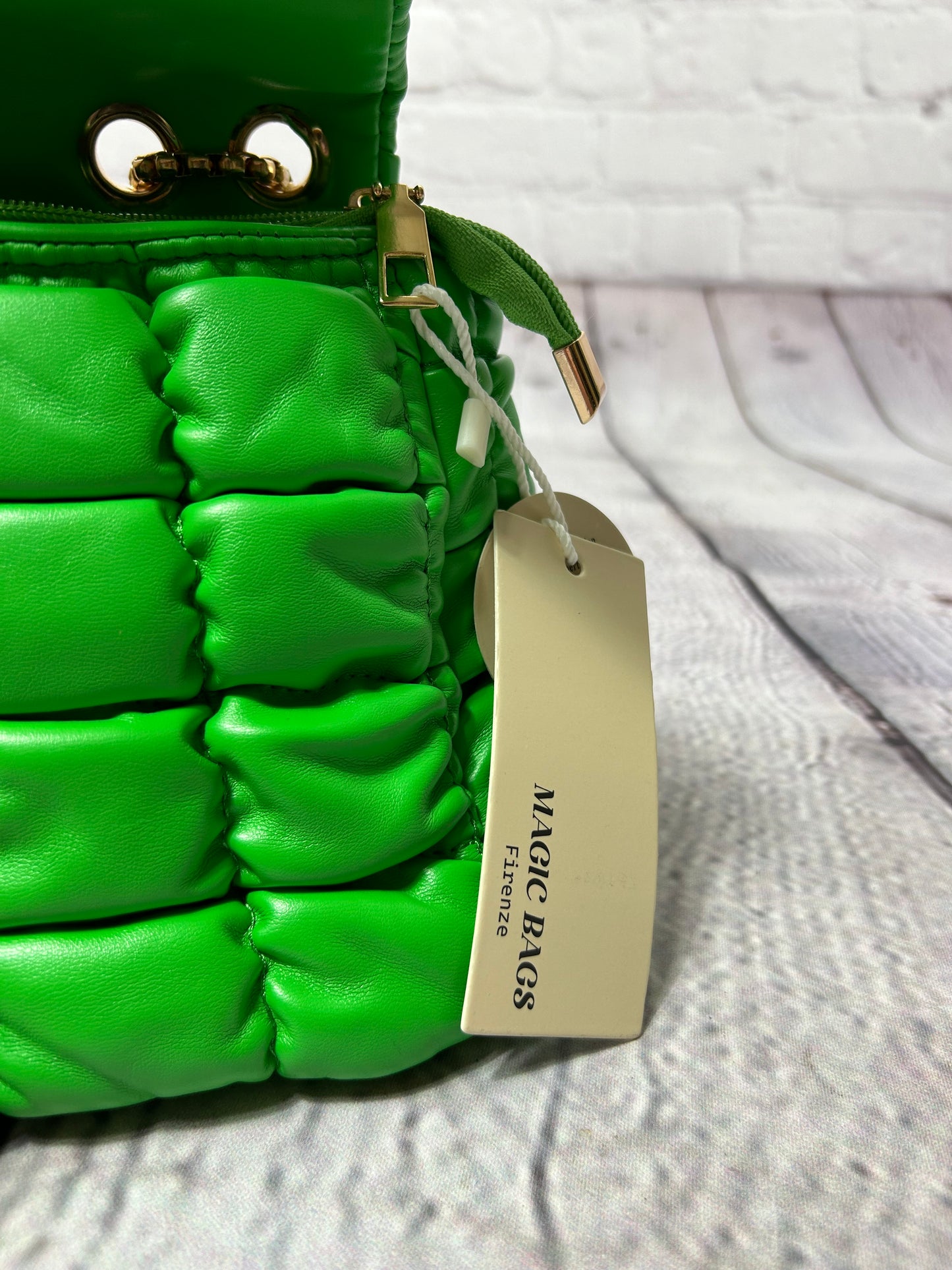 Green pouf bag