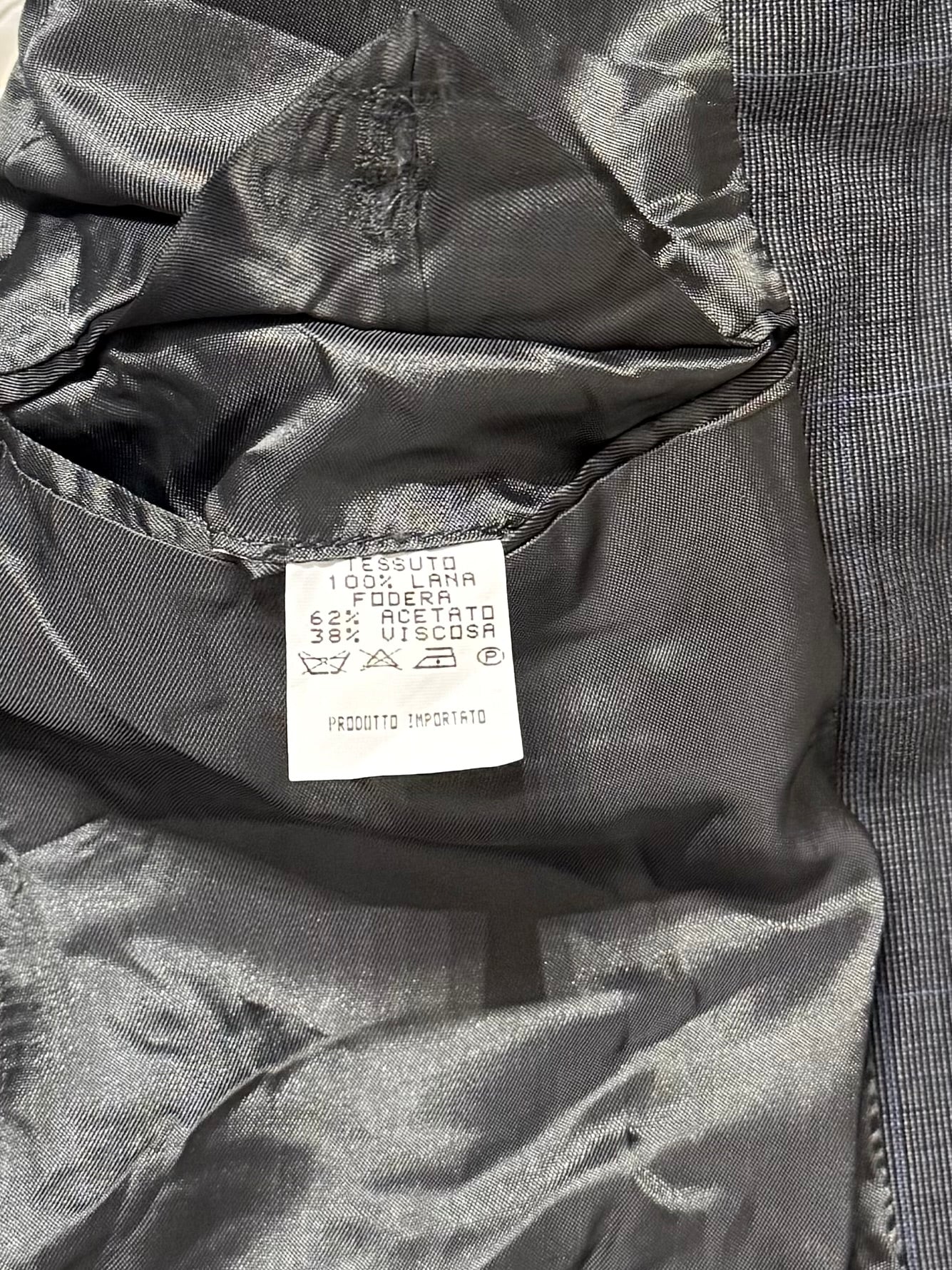 Blazer ‘Make money not love’ Sacré-Cœur