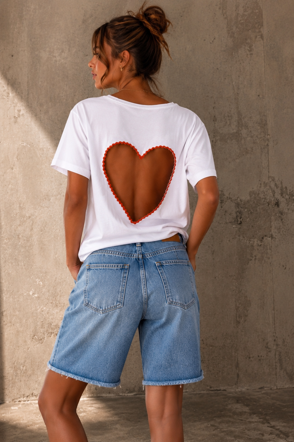 T-shirt orange ‘ghost heart’