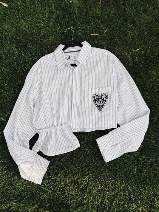 Camicia cropped handmade righe ‘Vi vedo peggiorati’ tg.L