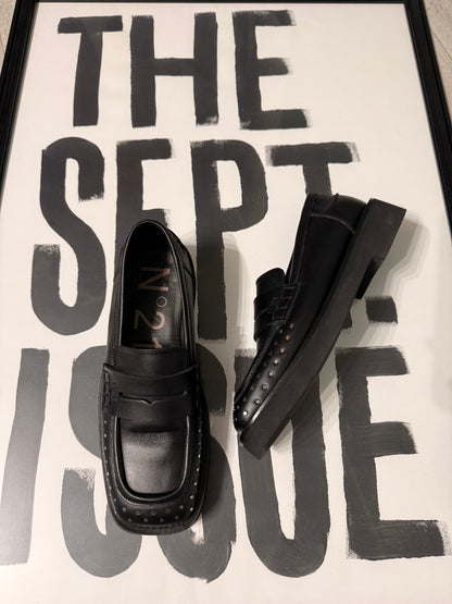 Mocassino punta quadrata borchie N°21 in pelle