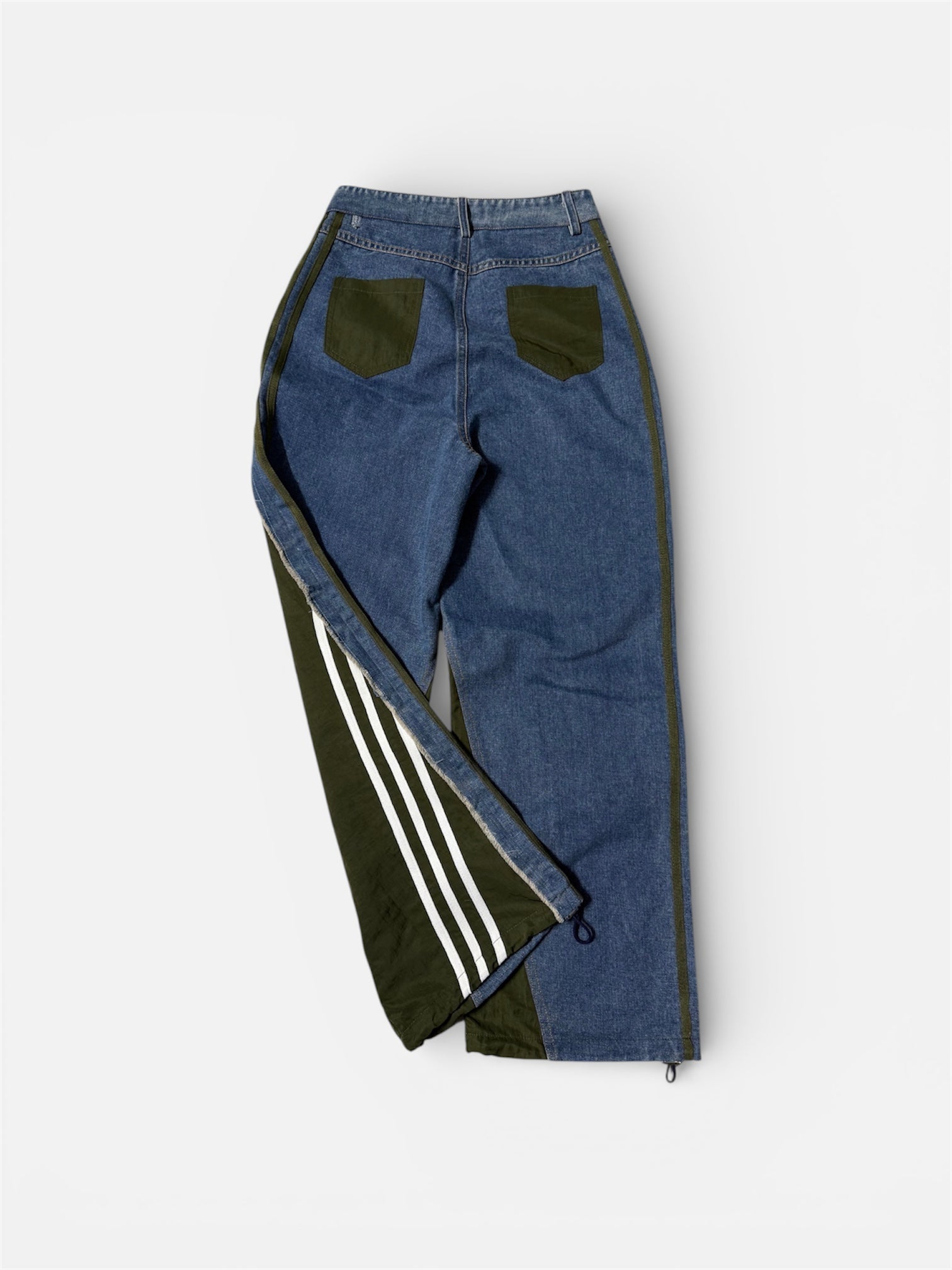 Jeans upcycling Adidas tracksuit pants