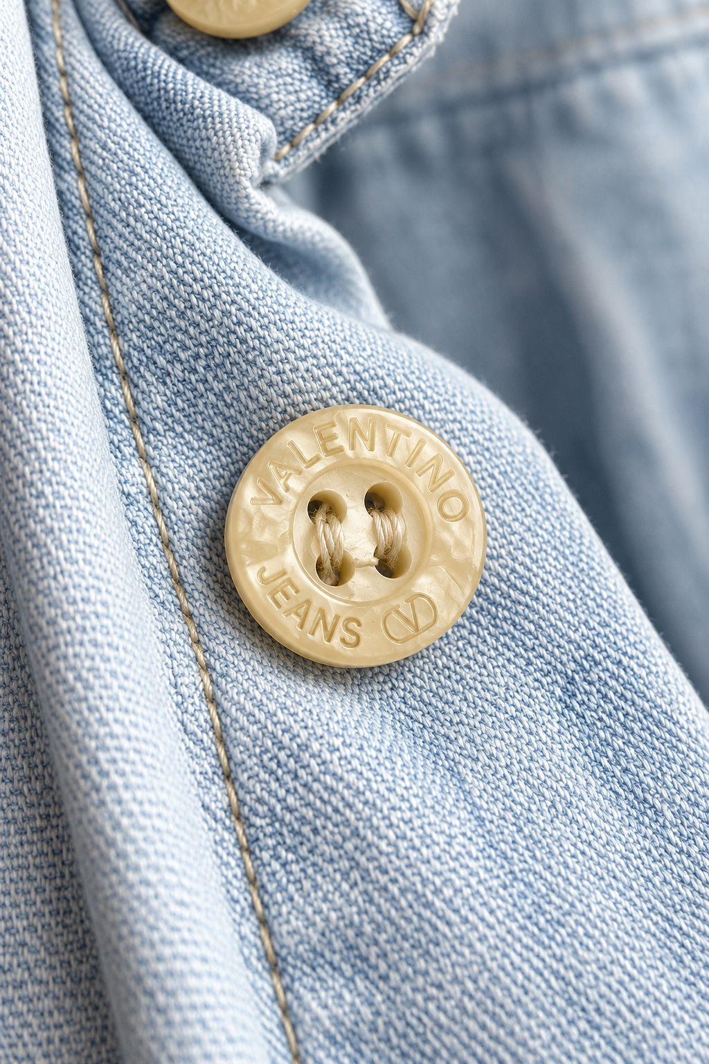 Camicia denim vintage Valentino Garavani reworked