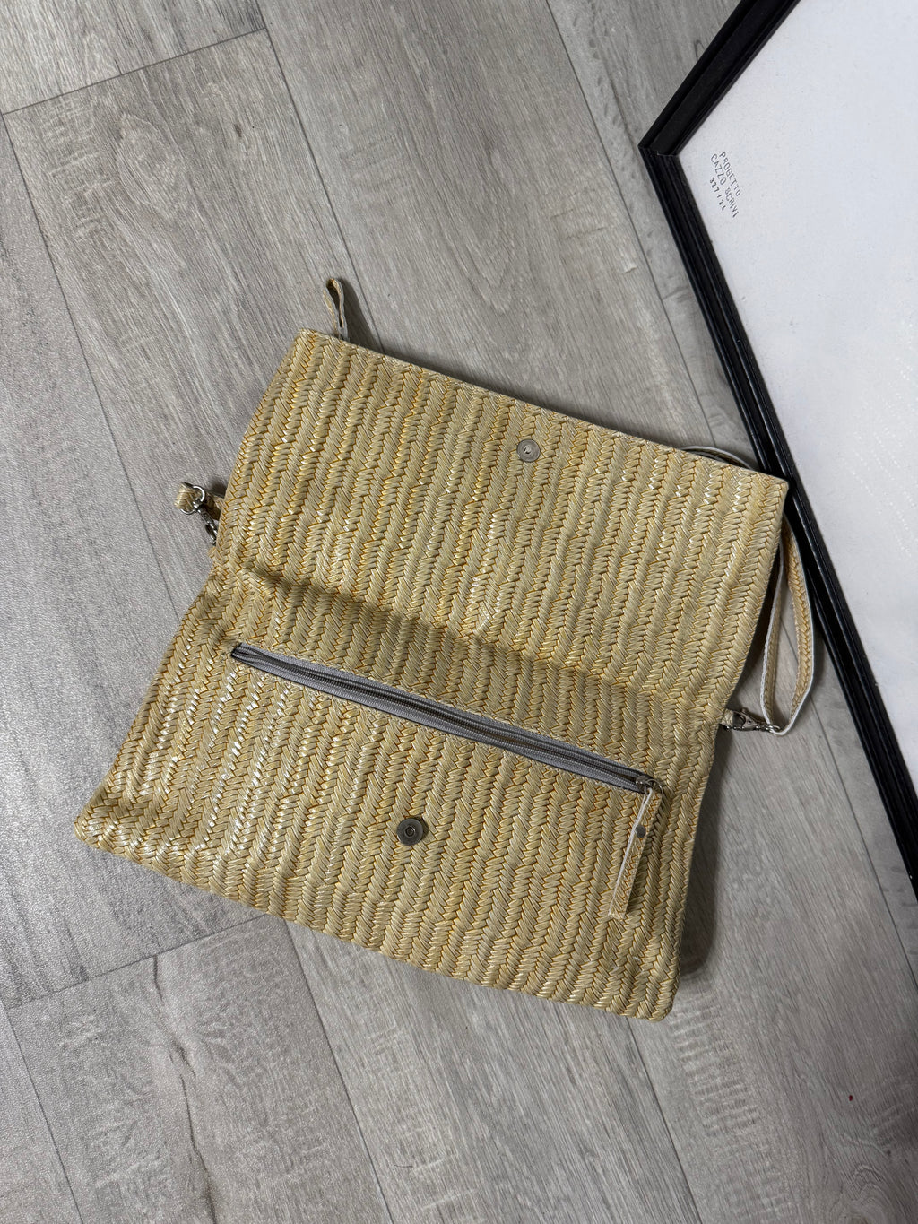 Pochette rafia laccata
