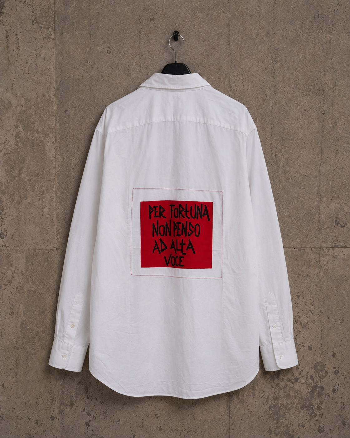 Camicia handprinted ‘per fortuna’ upcycling