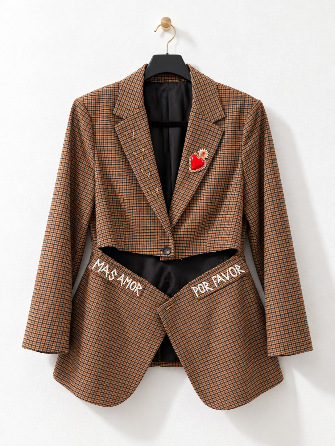 Blazer cut out ‘Más amor por favor’ Sacré-Cœur reworked